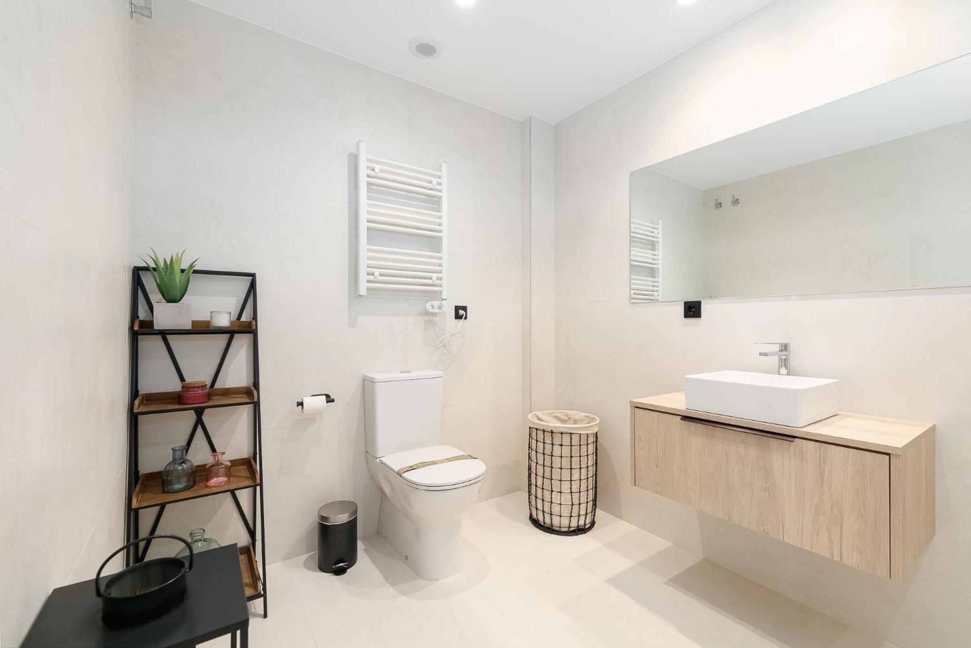 Elegante Y Luminoso En - Apto 4 By Appartement